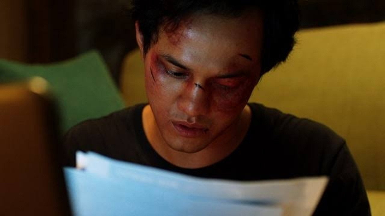 Trust is a Dangerous Game (Bahaya Bermain Api)