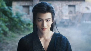 Zhao Yuanzhou encounters a water ghost