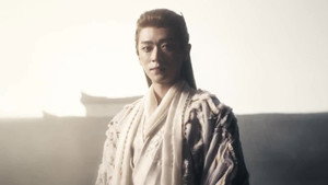 Zhao Yuanzhou travels through time to find Huang