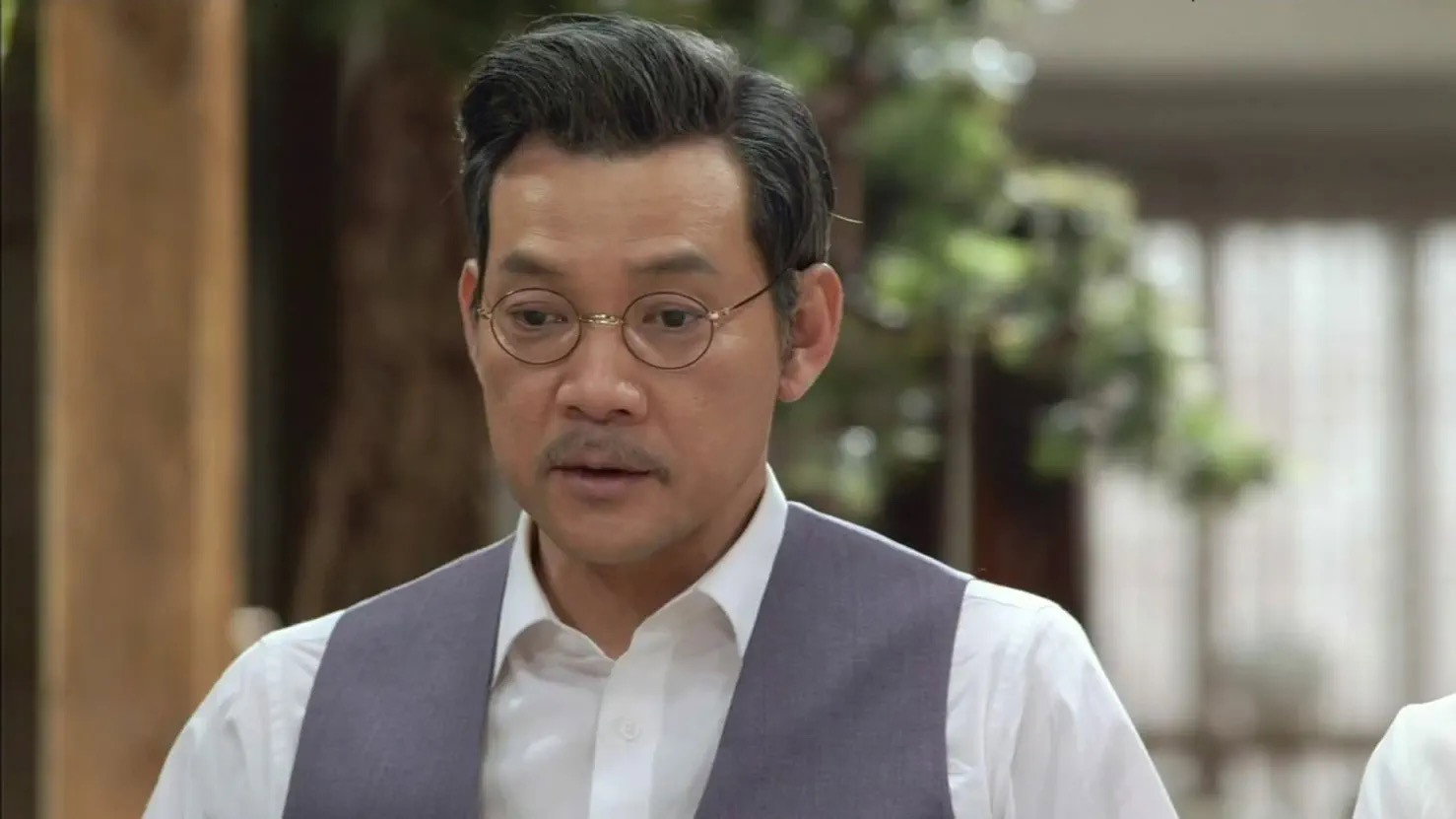 Instead, I chose Kang Seok-hyun.
