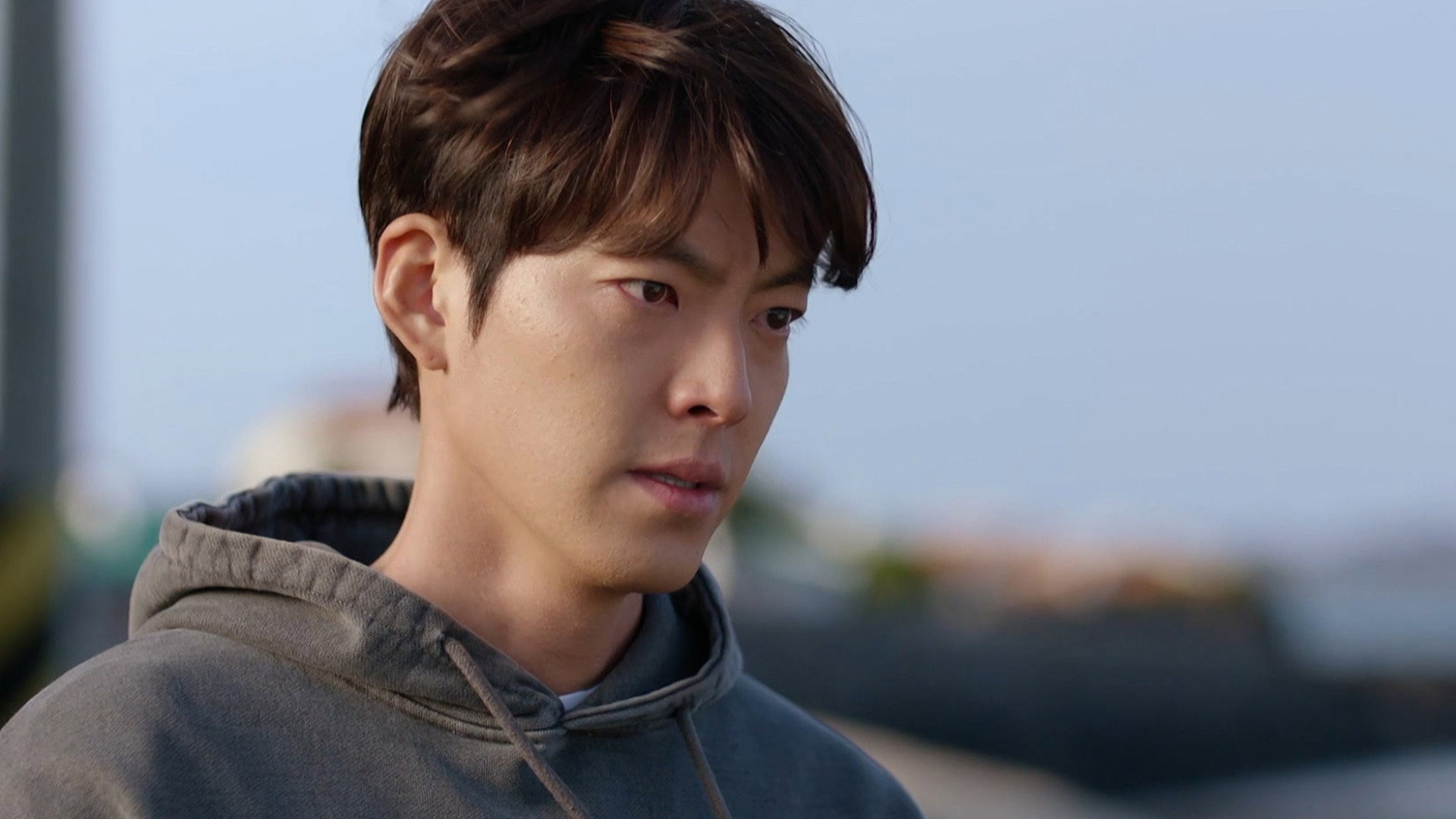 Yeong-ok, Jeong-joon, and... 1